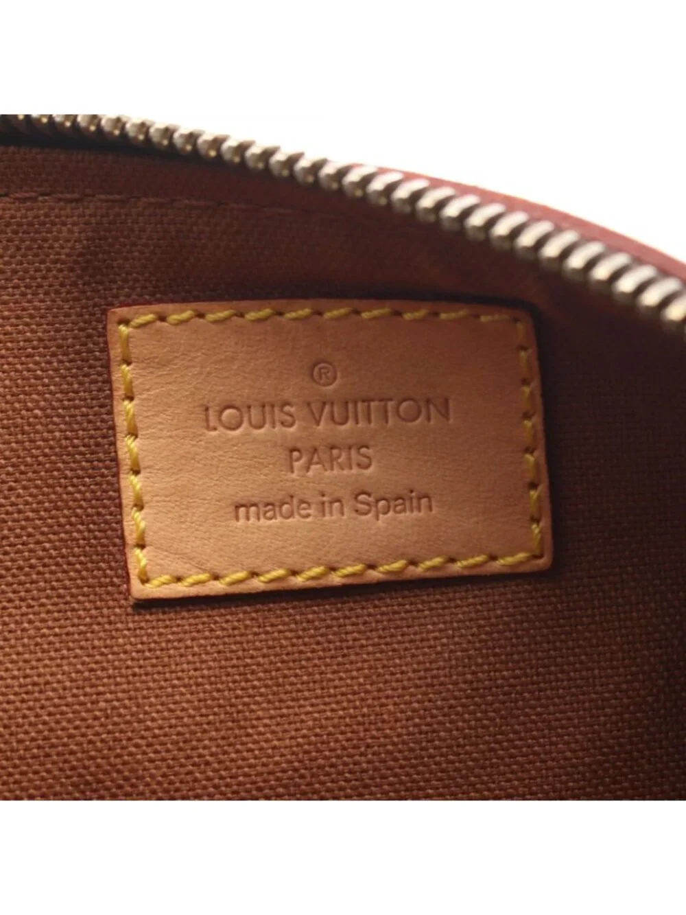 Louis Vuitton Shoulder Bag Tulum GM Leather
